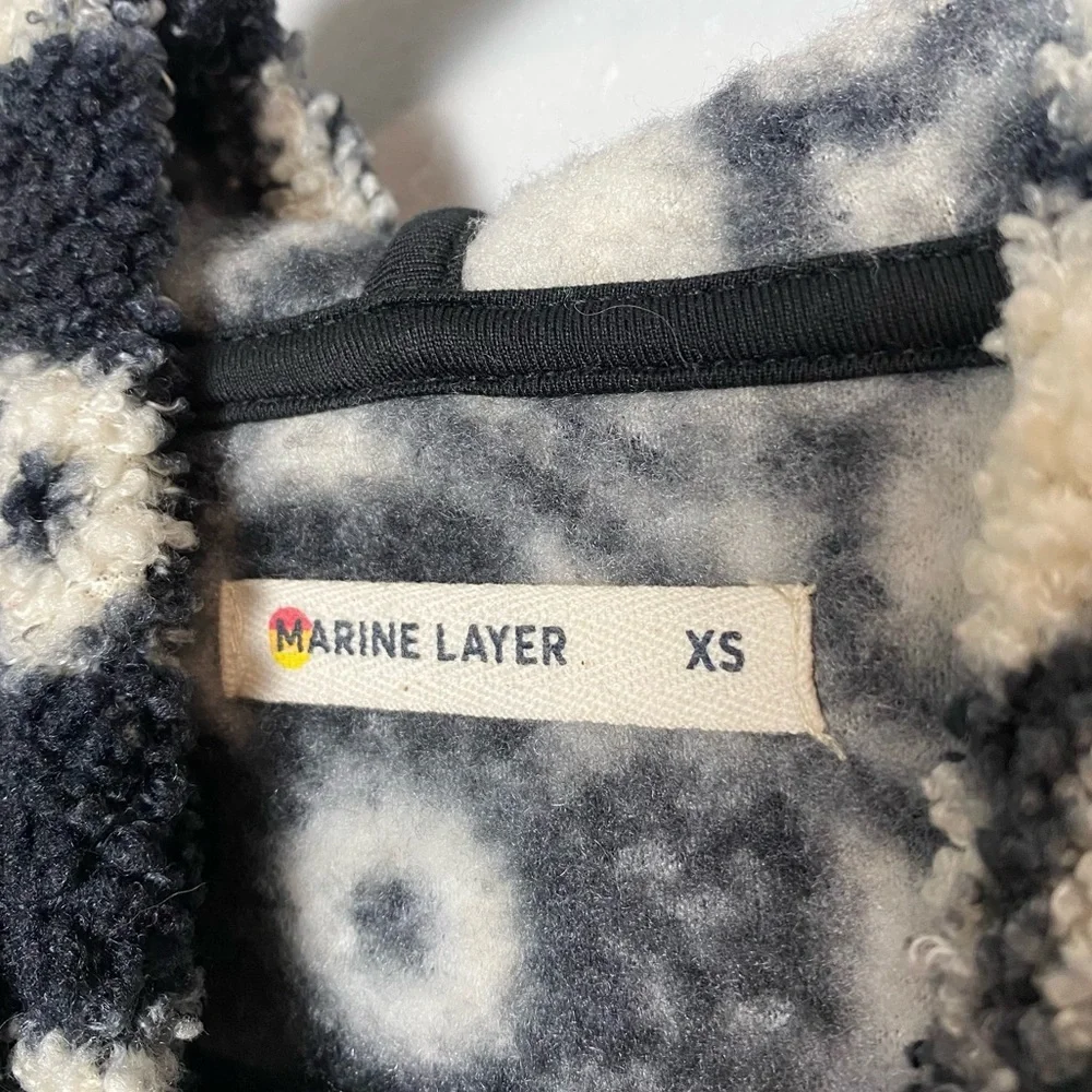 Maine Layer Laid Back Flower Print Sherpa Pullover